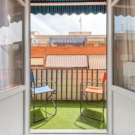 Piso En Pueblo Cerca De La Costa Elda Exterior foto