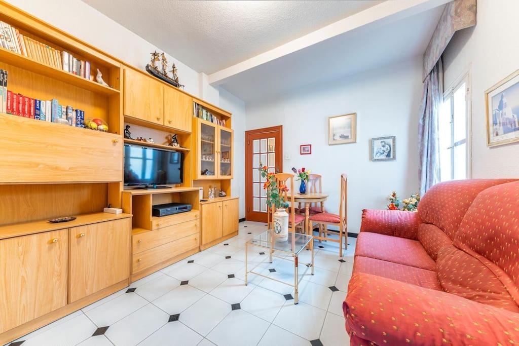Piso En Pueblo Cerca De La Costa Elda Exterior foto